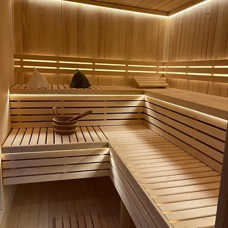 Comfort Oraz Comfort Wellness Zone Sauna Jacuzzi Ferienhaus *
