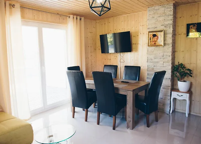 Comfort Oraz Comfort Wellness Zone Sauna Jacuzzi Дом отдыха Янтар